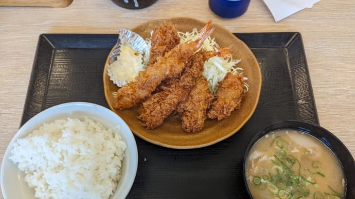 かつや 秋の海鮮フライ定食♪