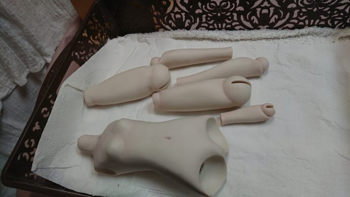 ※閲覧注意※人形作りの進行具合。