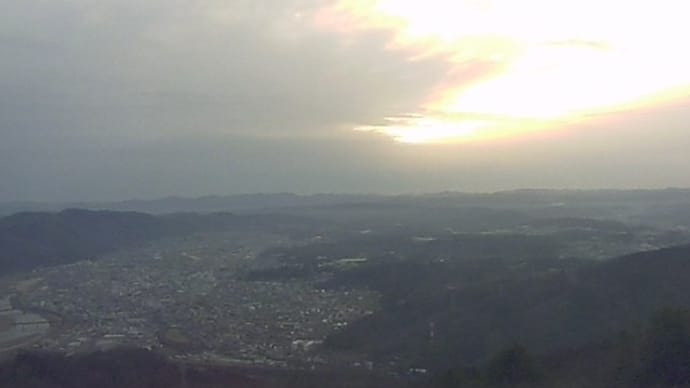 霧なし、曇り