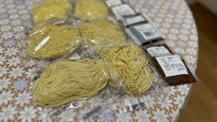 下呂朝市みやげの高山ラーメン