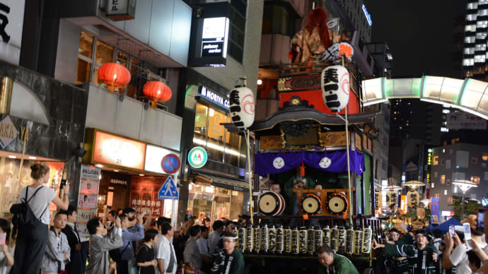 東京・二つの秋祭り（赤坂氷川神社・桜新町ねぶた祭り）