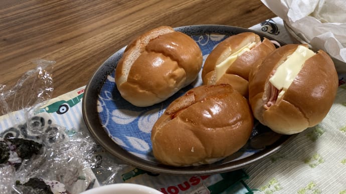 『パパのハムチーズサンド』