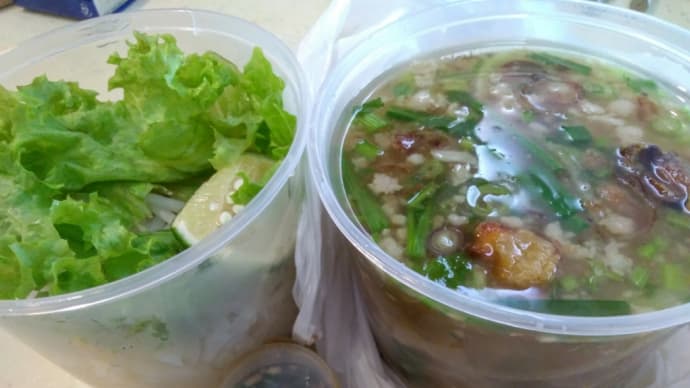 Pho Vietz のポークリブヌードルお持ち帰り