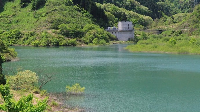 久婦須川ダムの【きりたに湖】