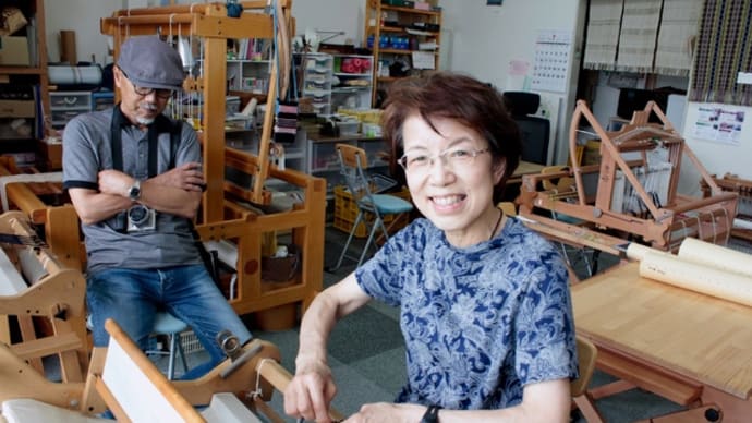 ご夫婦で手織り体験　　　　竹島クラフトセンター