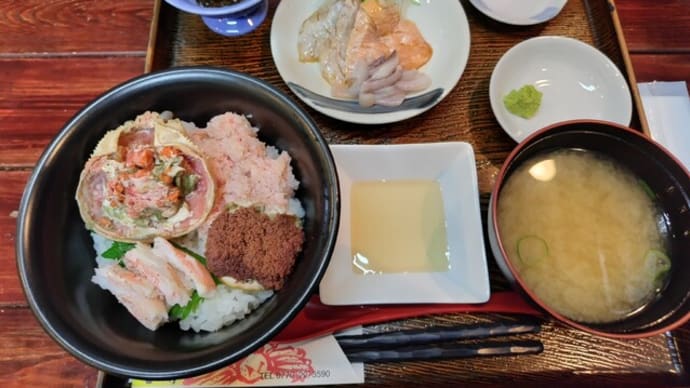 ふくい鮮いちばで「せいこ丼定食」