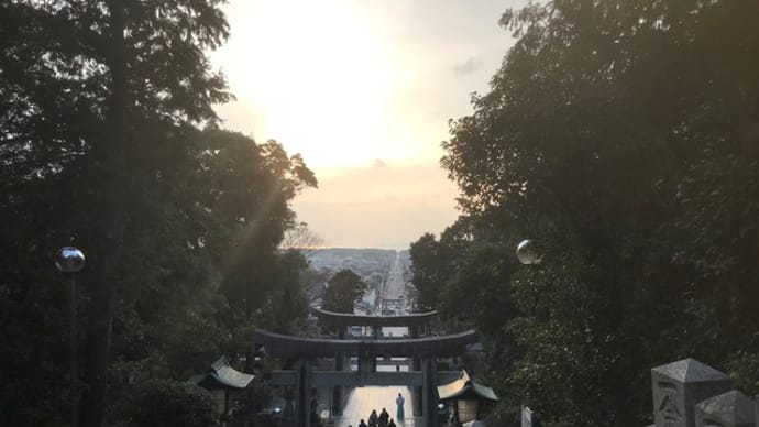 【宮地嶽神社】『夕陽のまつり特別祈祷祭』“「光の道」のCMで話題” 福岡県福津市