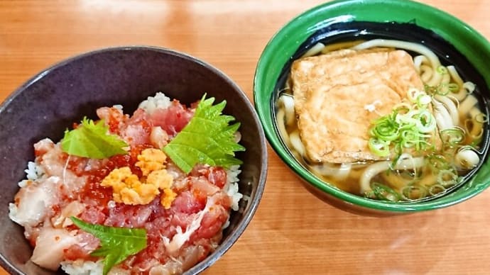 くら寿司（高知東店）で麺と旬の海鮮丼ランチ(うどん)（2021年11月18日）