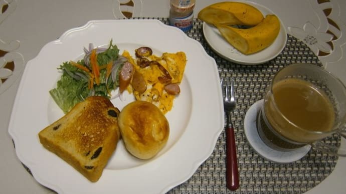 朝ご飯とフルーツセラピー、また嬉しいこと!