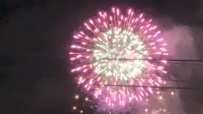街中から諏訪湖花火