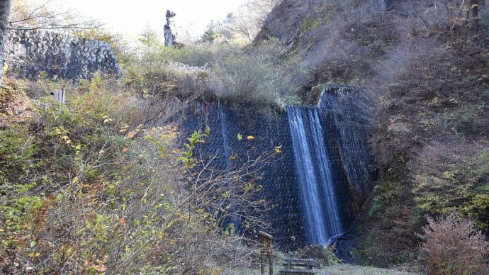 もみじ狩り 群馬県高崎市榛名山町 榛名神社(完)榛名川上流砂防堰堤とつづら岩
