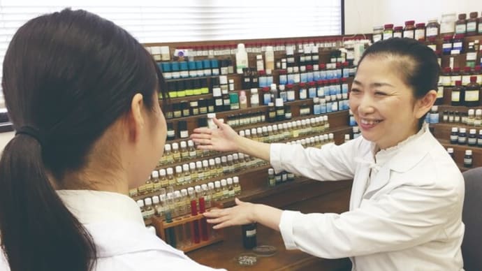 求人向け会社案内に英字幕