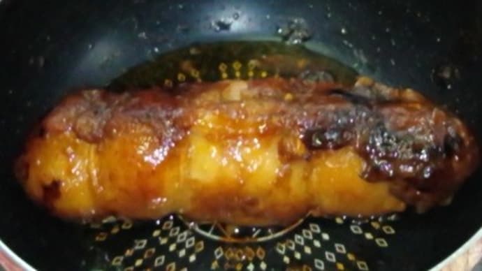国産鶏もも肉でチキンロール、ちょいと焦げましたけどね:P