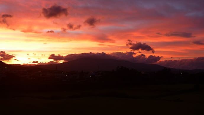 夕焼けの安達太良(暑い日が続いています・・・)
