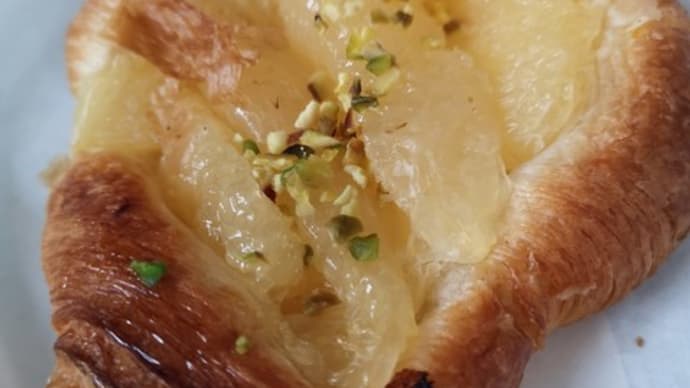 『菓子パン系を朝ご飯に···』