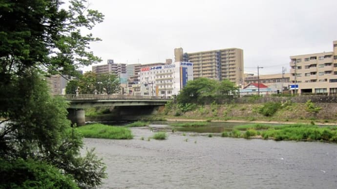 今朝の北上川(梨木町→北大橋)
