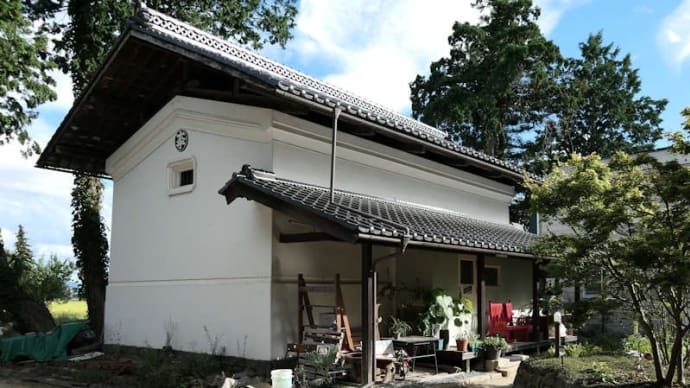 ジャズ喫茶「アンの家」と「パウゼ安曇野」で寛ぎタイム。新カメラでオーディオ機器などを撮影。