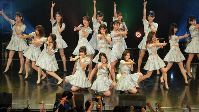 AKB48、暑さも連戦も何の!「TIF」大トリで怒とうの8曲連続パフォーマンス