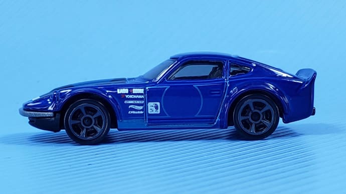 ニッサン フェアレディ Z (ミッドナイトブルー)
