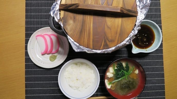 焼き肉鍋、炊屋食堂の質素倹約一汁一菜、簡単安く旨く・・・昭和の味。