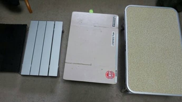ツーリング用テーブルが増えました