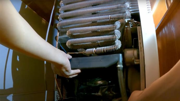 業務用コールドテーブルの水漏れ修理