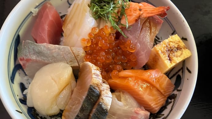海鮮丼