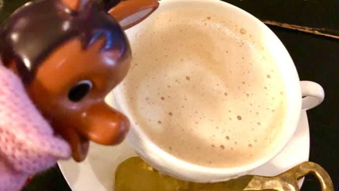 ロバくんとカフェオレで温まったよ