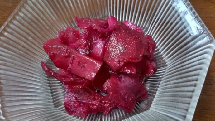 <菊芋チップスとビーツの液で、色と味を楽しんでいます~相模原市菊芋直販店