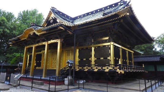 上野東照宮 金色殿(社殿)と唐門