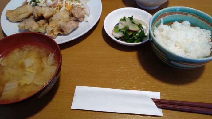 休日の昼食(コーヒーこまめ)