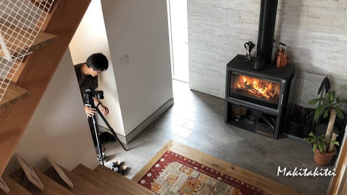 暑くても薪ストーブを焚くしかない