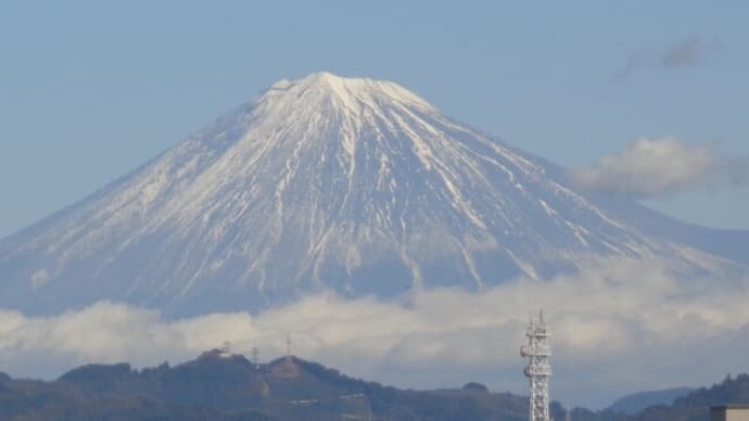 ２０２２年１２月１５日AM１１：５０分頃の富士山