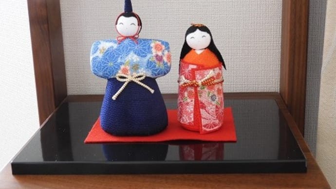 小さなおひなさま、勢ぞろい