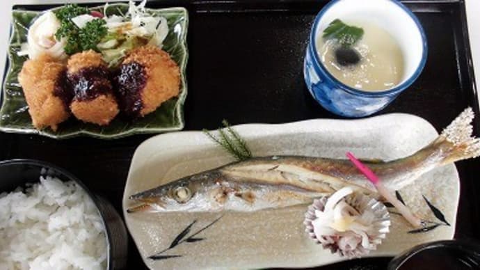 1240) 松幸日替わりランチ ~カマスの塩焼き・ゆでイカ、串がない串カツ・スパサラダ、茶碗蒸し