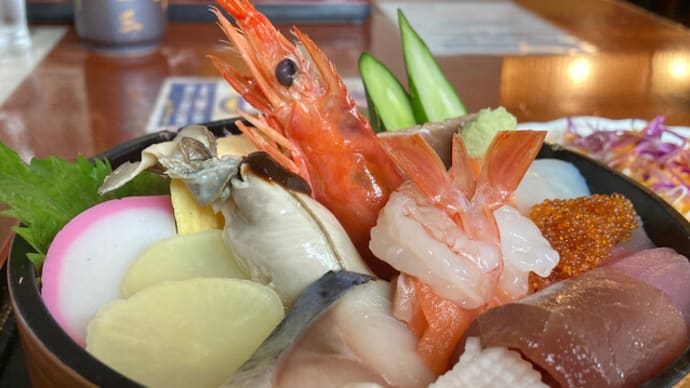 港町・釧路の1000円「生ちらし」③ /  Reasonable price sushi @Kushiro
