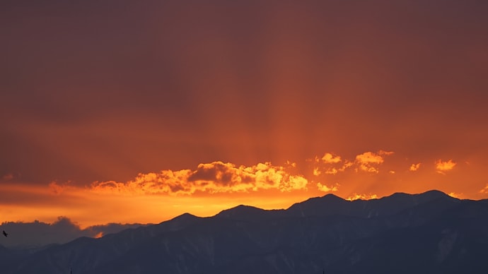 ★赤い雲 赤い空 ひな祭りに紅白のさくら餅 2023