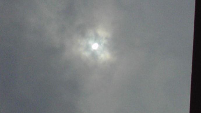 太陽と月のショー