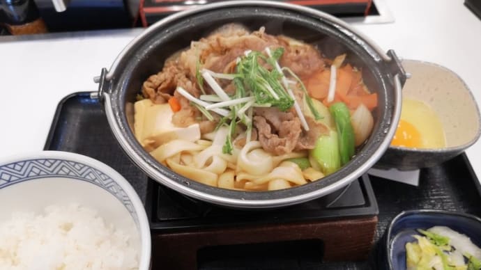 𠮷野家(11)牛すき鍋御膳