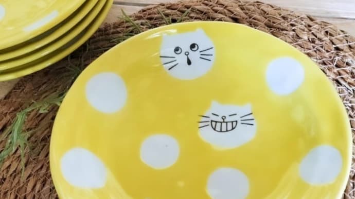 雑貨市場は月・火曜日もOPEN☆かわいい猫のはしおき入荷しました!