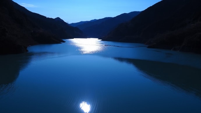 浦山ダム さくら湖へ