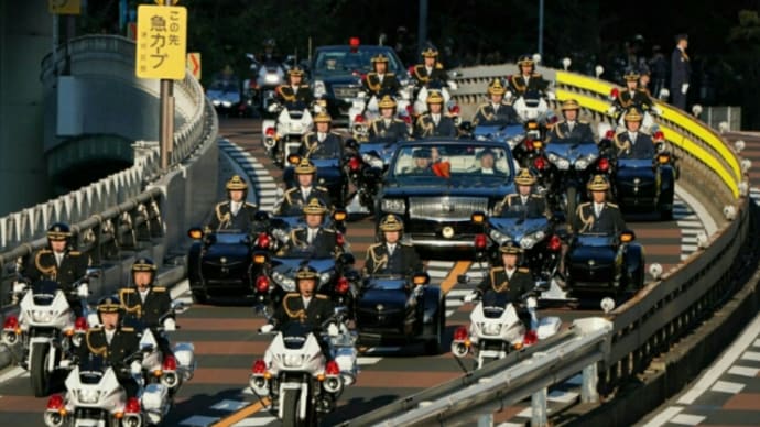 3530万円のバイク 側車サイドカー付き(´Д`)🍺