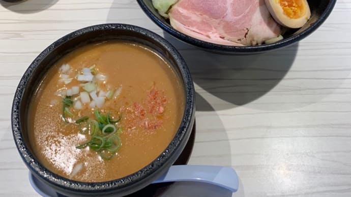えびそば屋でえび味噌つけ麺