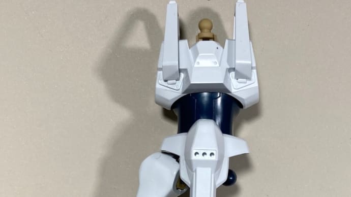 ②重戦機エルガイム HG 1/144 エルガイム 組立中です!