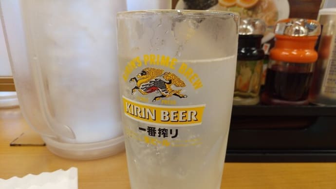 |M1665|赤羽一番街『来来軒』でレモンサワー&にんにく丸揚げ&レバー炒め&腸詰でエンジン全開。メニューにはなかったけど“塩焼きそば”を麺大盛り・辛みそ多め・細ネギ追加で出してもらいミッション完了!