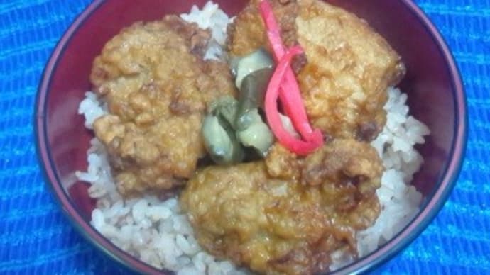 熊本ハーブ鶏唐揚げなお惣菜でとりあえずの朝食:P