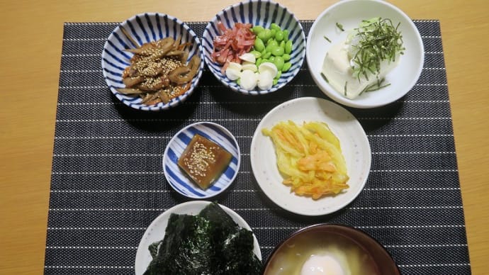 田舎定食、炊屋食堂の質素倹約一汁三菜、簡単安く旨く・・・庶民の味。