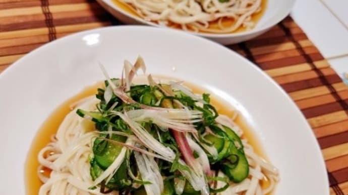お昼にきゅうりの登場が増えてきた