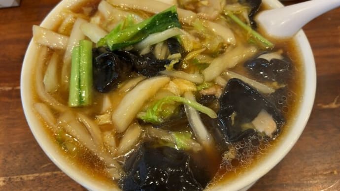 茅ヶ崎市 のんち 肉そば 900円