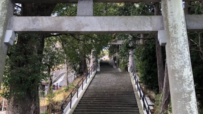 伊豆山神社に参拝。